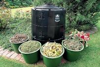 kompost-a-jicha-z-bylin-zalozeni-a-urychleni-zrani-kompostu-byliny-vhodne-kompostovani-a-vyrobu-jichy