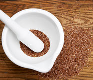 Len lněné semeno semínko účinky zdraví použití využití dávkování hmoždíř